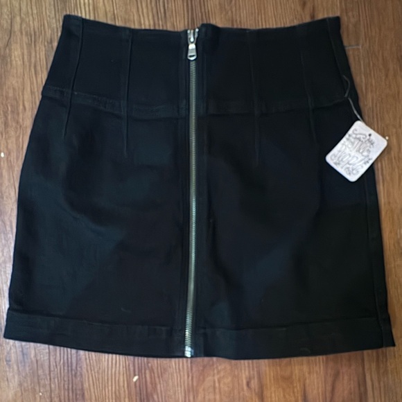 Free People Dresses & Skirts - Free People Black Virgo Mini